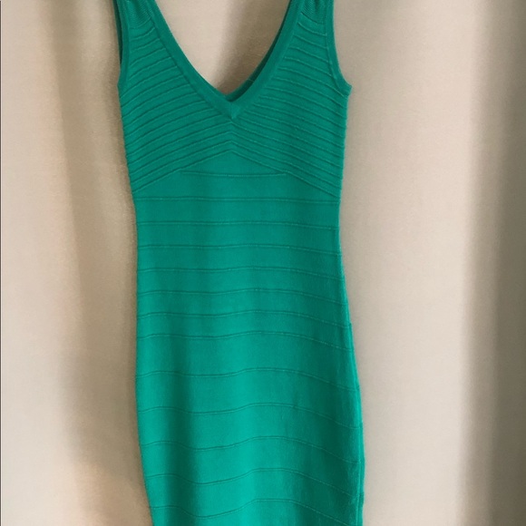 Classic Green Dress S/M - Picture 2 of 2